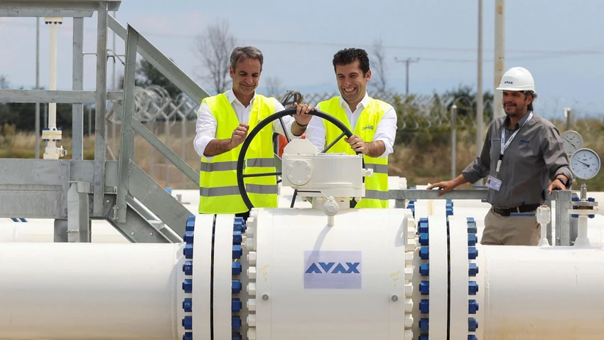 Grčki premijer Kirjakos Micotakis i bugarski premijer Kiril Petkov otvorili su u julu 2022. interkonektor gasovoda između te dve zemlje, koji omogućava uvoz tečnog prirodnog gasa | Foto: REUTERS/Alexandros Avramidis