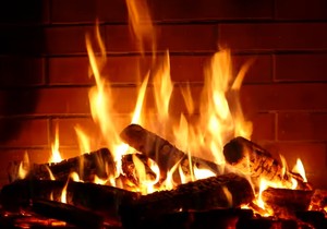 Vatra u kaminu