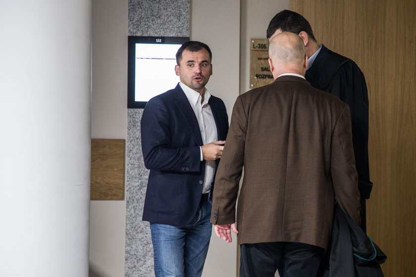 Marcin Dubieniecki przed sądem. Ruszył proces w sprawie wyłudzeń