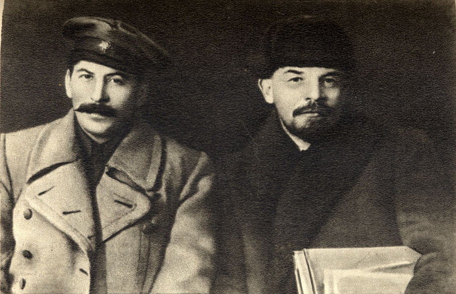 Stalin i Lenin, marzec 1919 (domena publiczna)