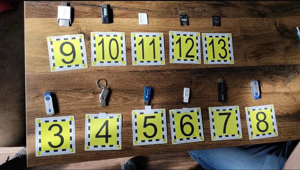 Vyšetrovateľ v rámci policajnej akcie Brat obvinil jednu osobu.
