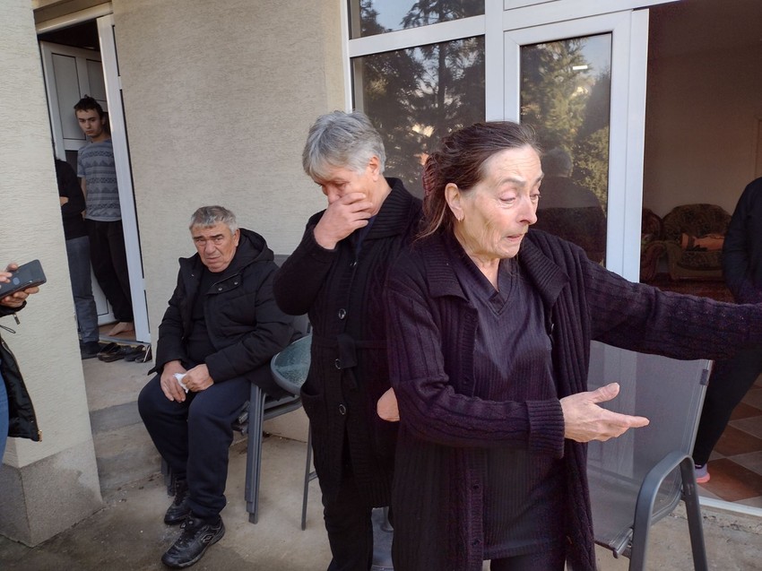 Porodica i prijatelji nastradalog Dejana Ilića