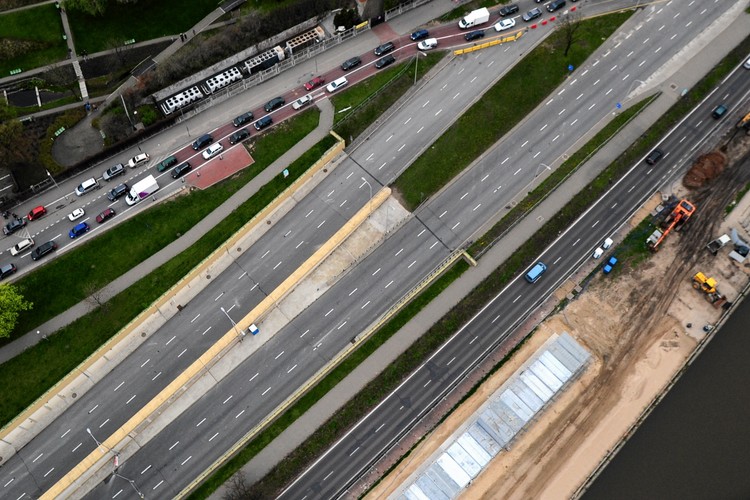 Wisłostrada przy tunelu z lotu ptaka