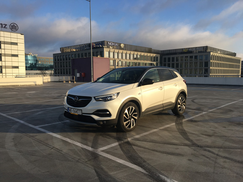 Opel Grandland X – życie z dużym SUV-em w mieście | Test długodystansowy