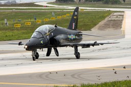 Londyn: Samoloty RAF gotowe strzelać do Rosjan