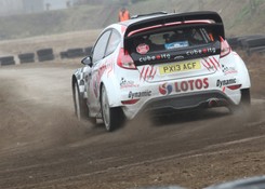 Rajd Łotwy: Kajetanowicz miał wypadek, ale pojedzie dalej