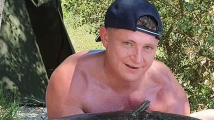 Keiren Bell nečakane zomrel na rybačke. 