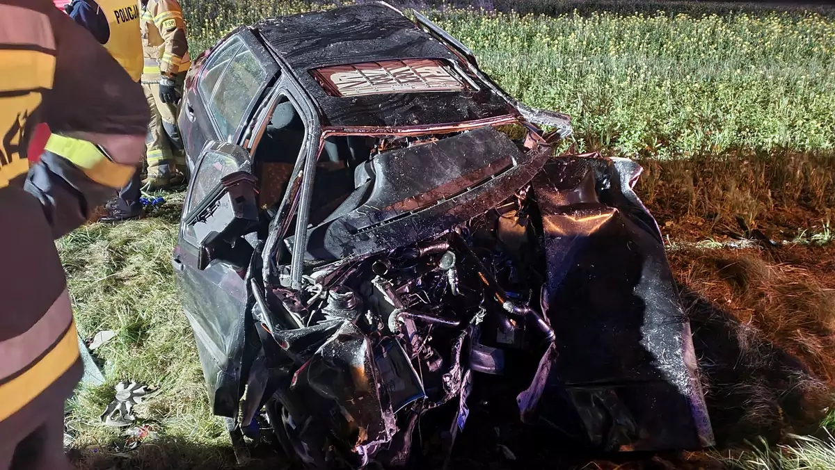 W wypadku zginął kierowca golfa a pięć innych osób trafiło do szpitala