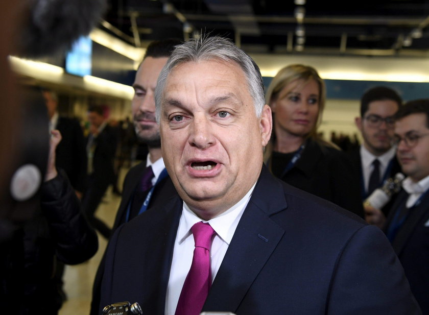 Orban przejmuje węgierskie media „jak turecki sułtan”