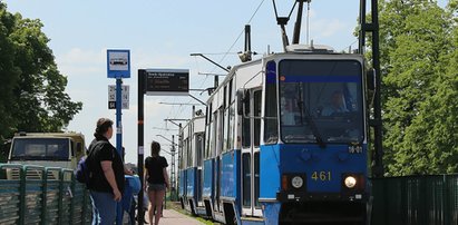 Na rondzie Hipokratesa brakuje wiat przystankowych