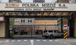 Tragedia w Hucie Głogów. Pracownik spadł z dachu