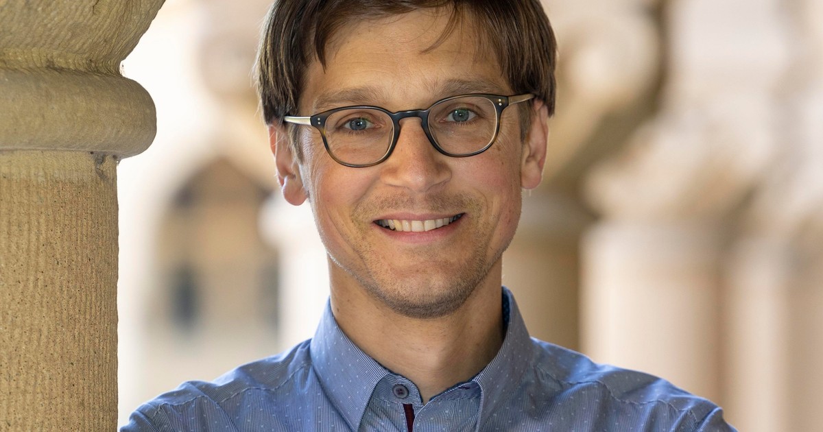 I'm a Stanford professor and AI startup cofounder. Here's how to get a job at an AI company.