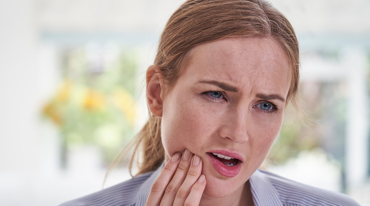 A fogcsikorgatás hátterében az alsó és felső fogak rossz érintkezése állhat/Fotó: Shutterstock