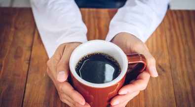 Why coffee stains the teeth and what you can do about it