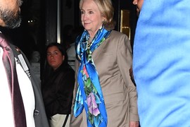 Hilari Klinton se OPET OPERISALA: Ljudi u neverici gledaju njene OBRAZE I ČELO i pitaju se kad će KONAČNO PRIHVATITI brojku u krštenici