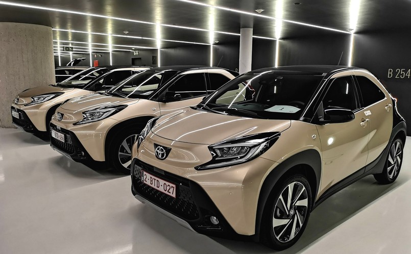 Najtańsza Toyota nowym hitem. 65 proc. wybiera automat. Ile kosztuje?