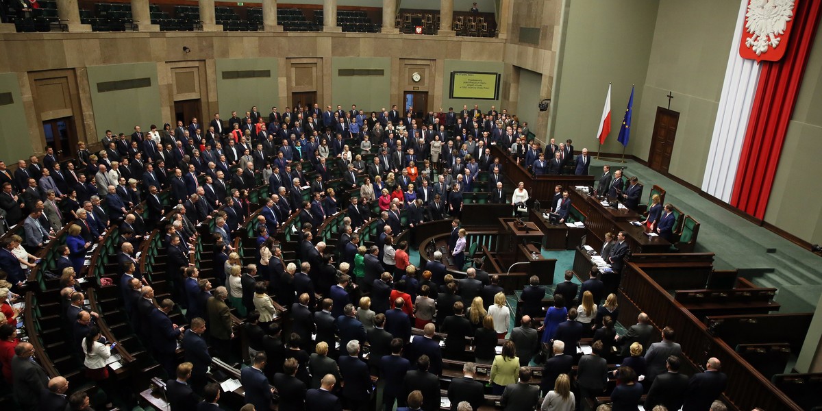 Sejm wybrał sędziego TK. Obrady sejmu na żywo. Głosowanie ...