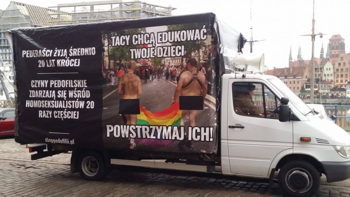 Gdańsk. "Samochodowa akcja" przeciwników LGBT budzi wiele kontrowersji