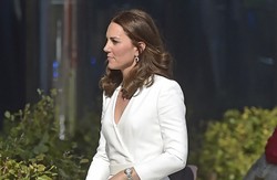 Kate Middleton w najmodniejszym żakiecie sezonu. Ten model to świąteczny hit