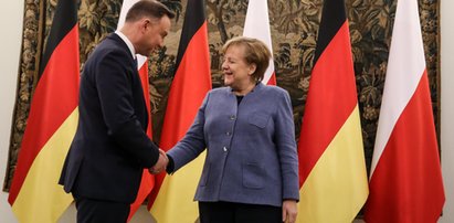 Duda podał Merkel suchara