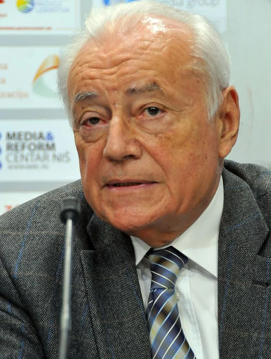 Advokat Vladimir Domazet