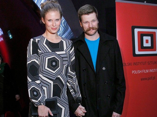 Julia Pietrucha z partnerem