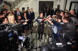 Dymisje w KPRM. "Sytuacja jest dla premier bolesna i nieprzyjemna"