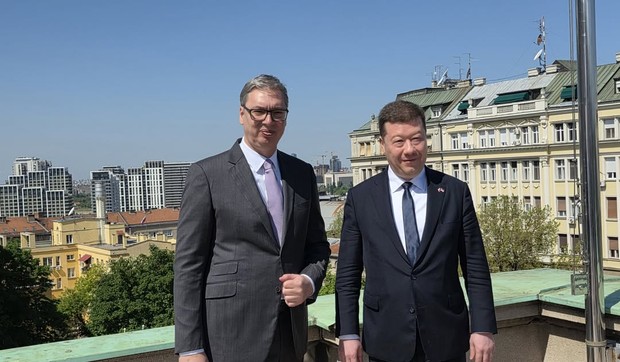 Aleksandar Vučić, Okamura