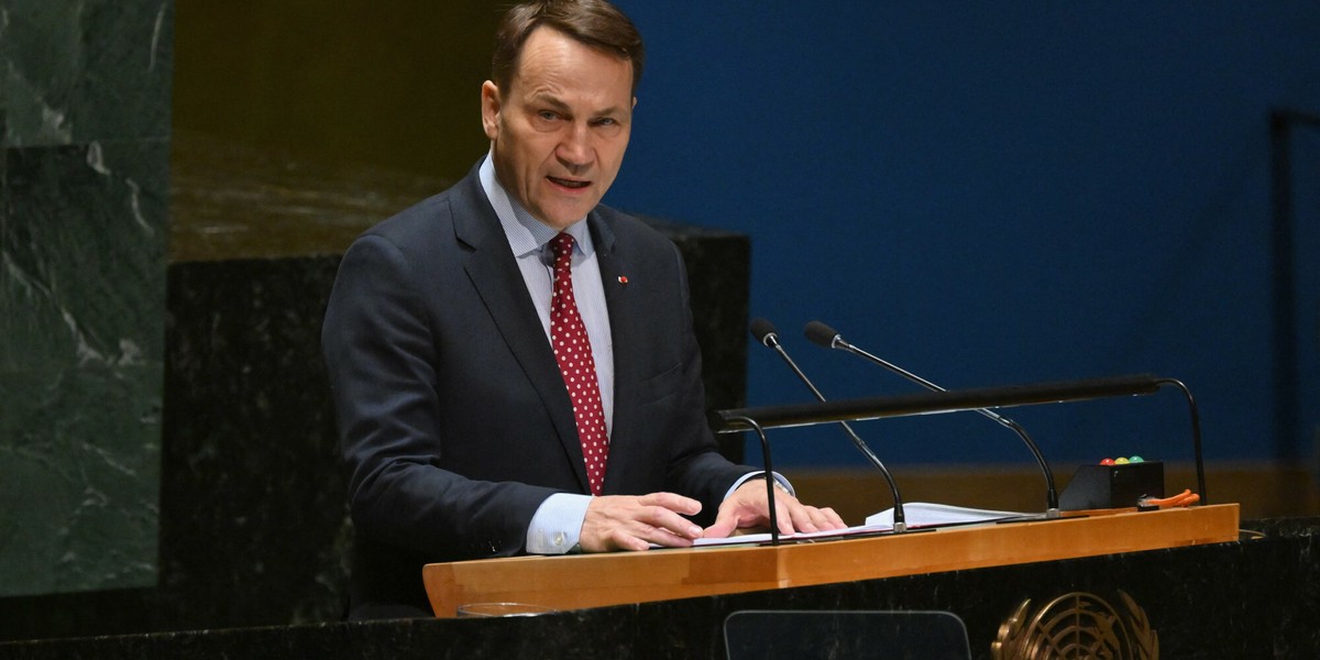 Szef MSZ Radosław Sikorski