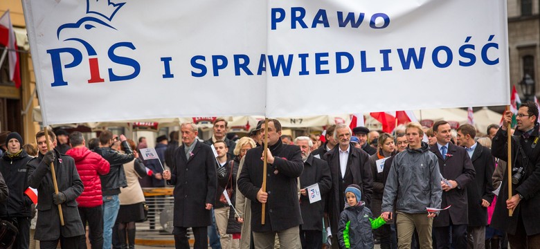 Na konwencji PiS rozszyfrowano skróty PSL i PO. "Pożegnanie Słabych Ludzi" i "Pożegnanie Ostateczne"