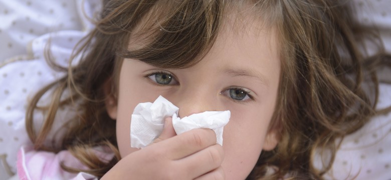 Pediatra: Możliwy problem epidemiczny. Wzrost infekcji sezonowych przed nami