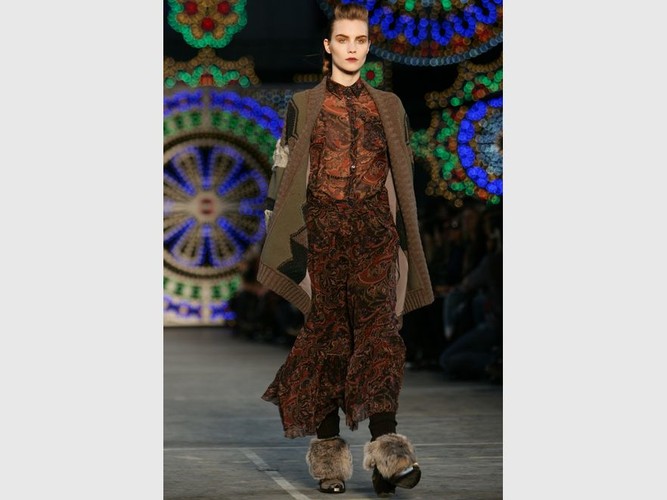 Kenzo w kolekcji jesień-zima 2011/2012 na Paris Fashion Week