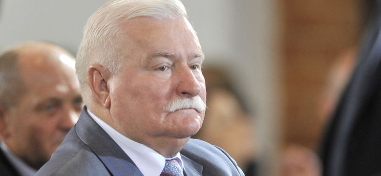 Lech Wałęsa o odnalezionych dokumentach: Ale walczą, nawet trupem Kiszczaka