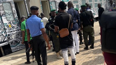 Commotion as police escort suffers chest pain on Kaduna-Abuja train, dies mid-trip [Daily Trust]