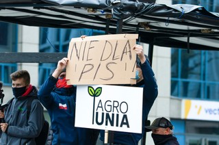 Na wsi politykę ciągnie ekonomia. Jeśli PiS tam przegra, to nie wygra w całym kraju [WYWIAD]