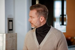 Krystian Wieczorek zrobił to dzięki Ninie Terentiew. Pogroziła mu, że nie zagra roli, jeśli...