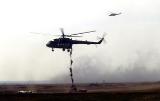 7 tys. żołnierzy i 700 jednostek sprzętu. Zobacz zdjęcia z manewrów NATO "Dragon-15"