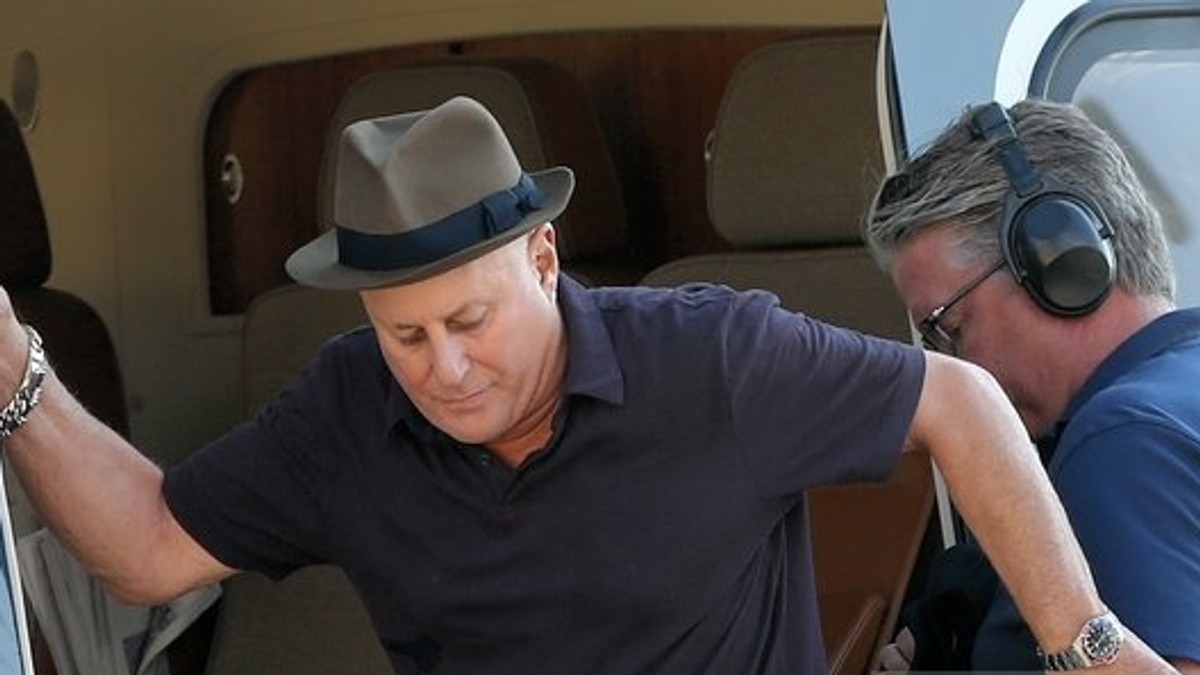 Umro sin milijardera, vlasnika "Revlona": Dečak je imao samo 15 godina