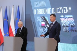 Kaczyński: Polskie wojsko musi być dobrze przygotowane do obecnej sytuacji