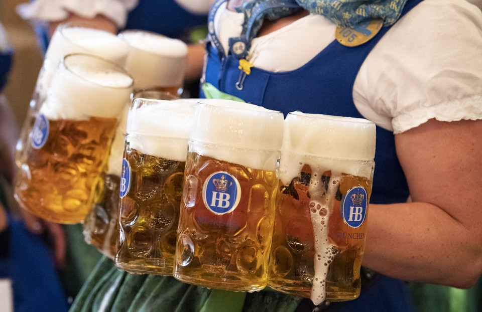 W Monachium rozpoczęło się 185. święto piwa - Oktoberfest