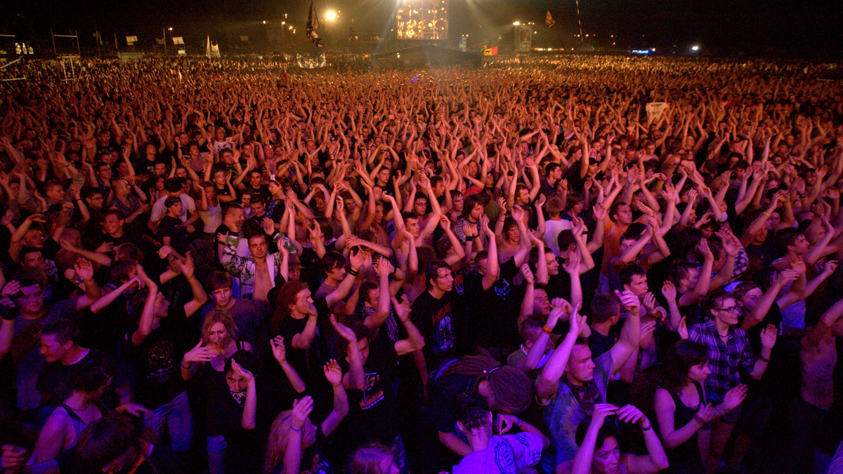 Przystanek Woodstock 2015 startuje już dzisiaj. W Kostrzynie, na scenach jednego z najważniejszych polskich festiwali, do 1 sierpnia wystąpią między innymi Black Label Society, Within Temptation czy Illusion. Oprócz tego uczestnicy będą mieli do wyboru wiele atrakcji, takich jak spotkania i dyskusje ze znanymi postaciami.