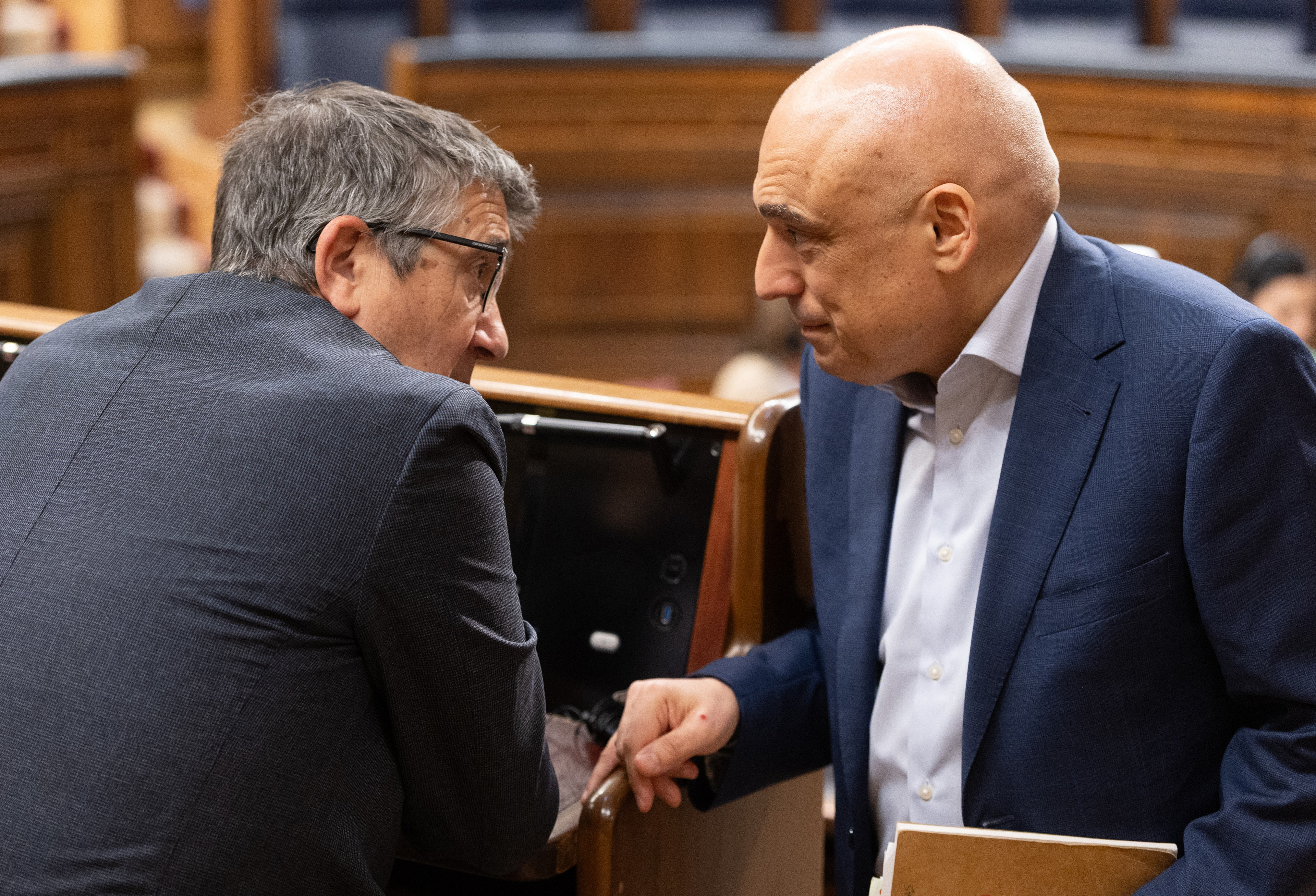 Congreso debate: PSOE pide condenar odio Vox