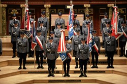 Odprawy dla funkcjonariuszy zrujnują policyjny budżet