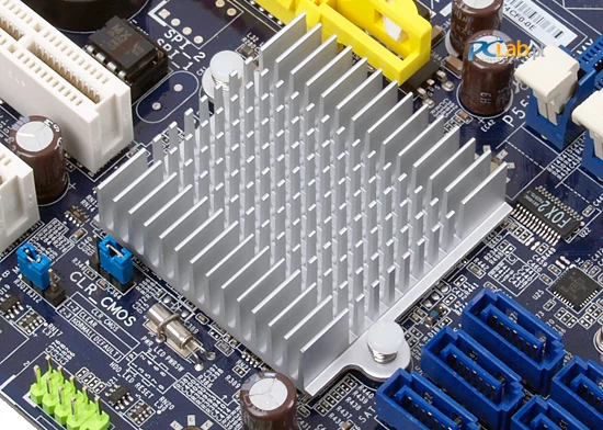 Sztampowy radiator na chipsecie