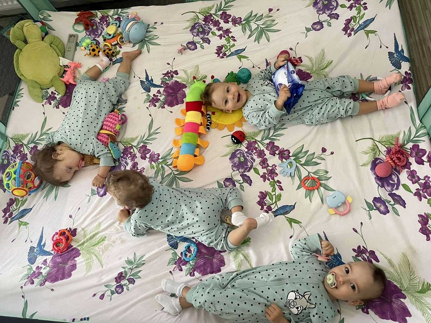 Zajedno spavaju u svojoj sobi, igraju se i vole