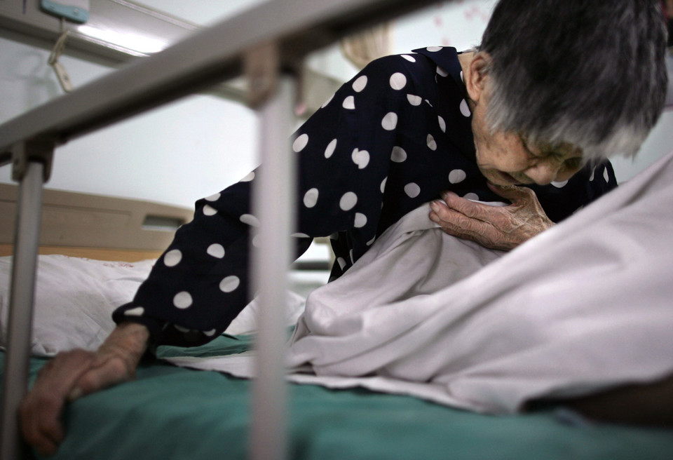 Hospice Care At Hubei Hong Kong Emperor Elderly Care Center