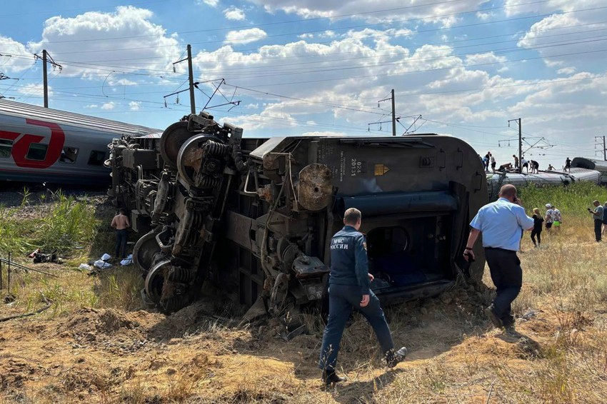 Voz izleteo iz šina kod Volgograda