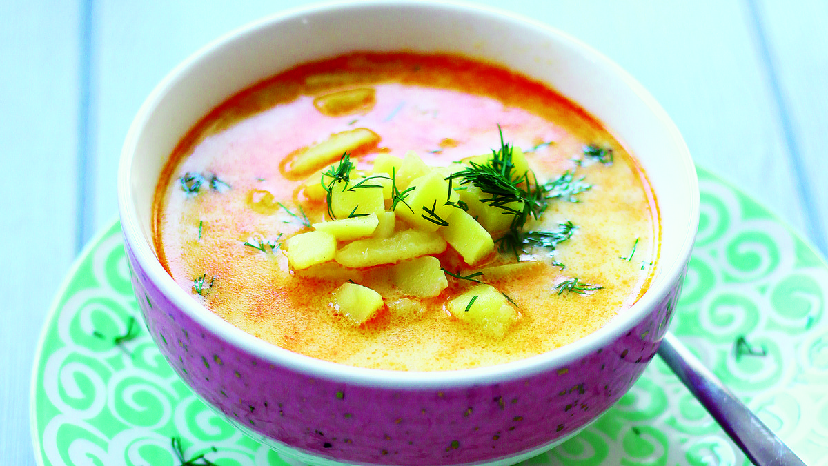 Węgierska zupa ziemniaczana. Aromatyczna i sycąca. Mamy przepis