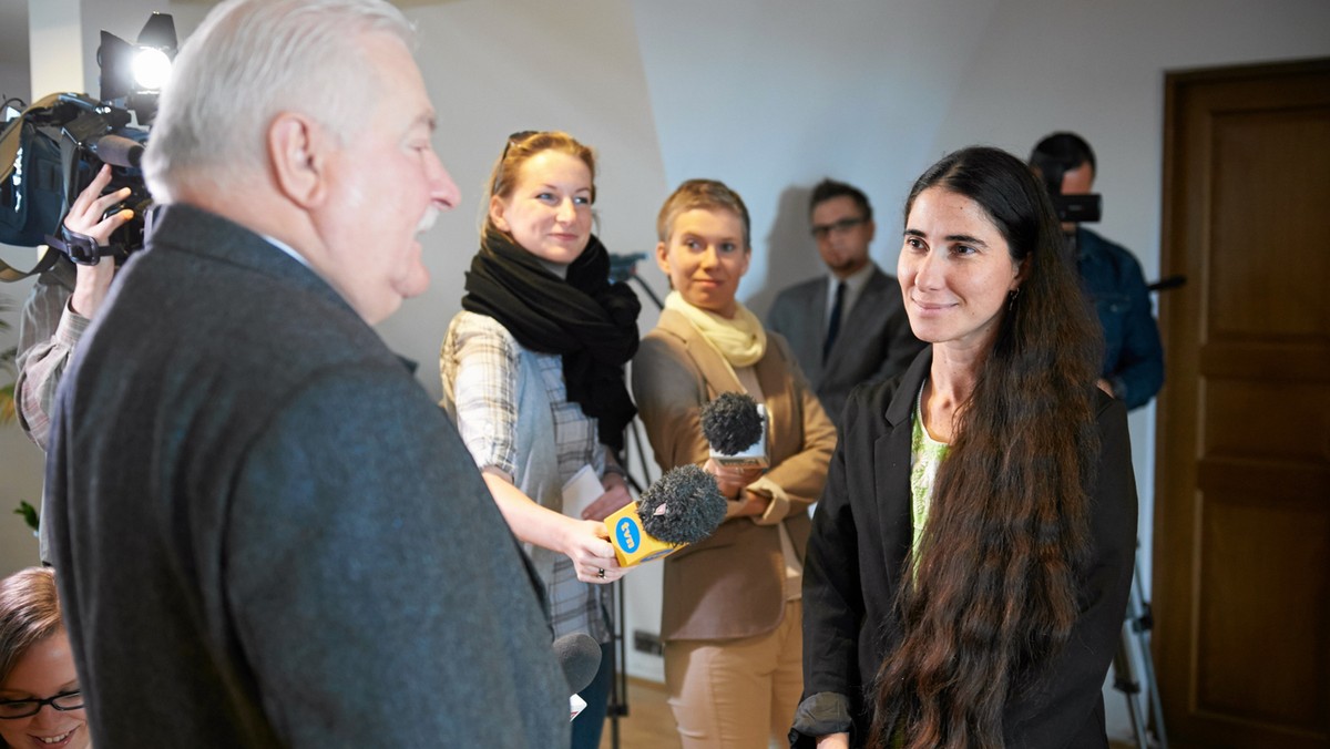 Lech Wałęsa jest bardzo ważną postacią dla opozycji na Kubie - powiedziała we wtorek kubańska opozycjonistka i blogerka Yoani Sanchez na spotkaniu z byłym przywódcą Solidarności. Wałęsa oświadczył, że popiera wysiłki podejmowane na rzecz obalenia komunizmu na Kubie.