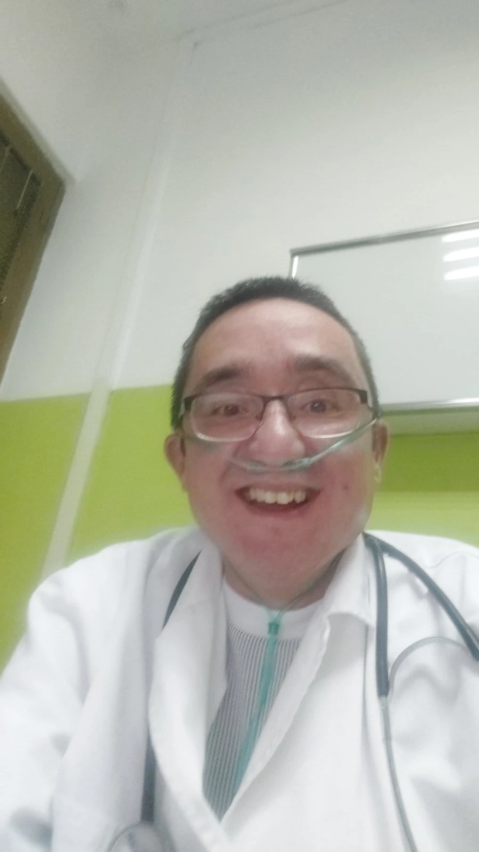 Bez kiseonika ne može da napravi nijedan korak